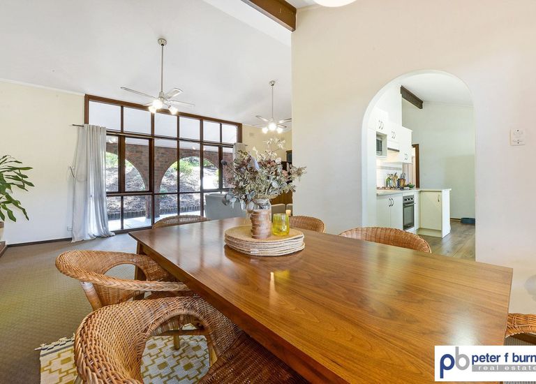 6 Vine Crescent, Happy Valley