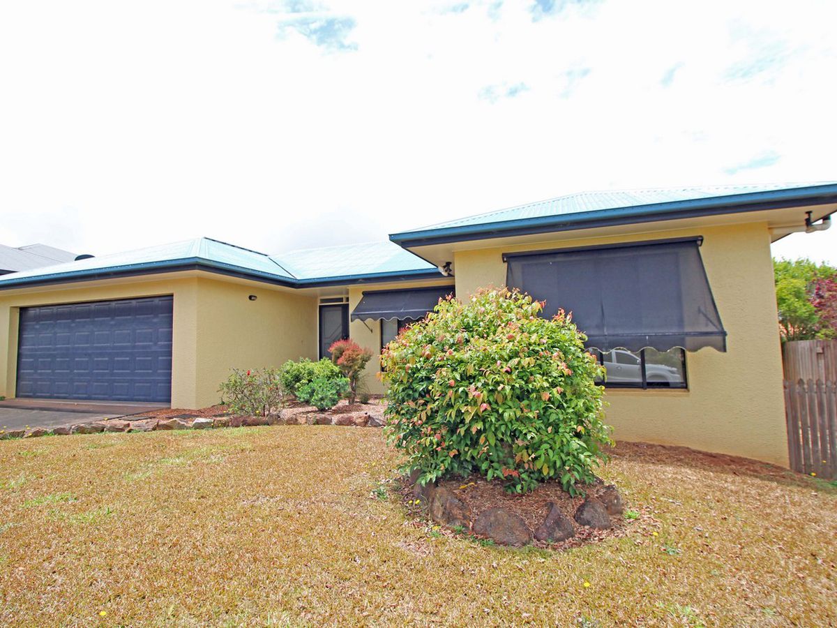 7 Jannina Drive, Atherton