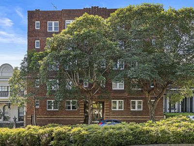 2 / 364-370 Moore Park Road, Paddington