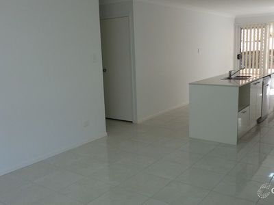 12 / 31 Lyrebird Street, Loganlea