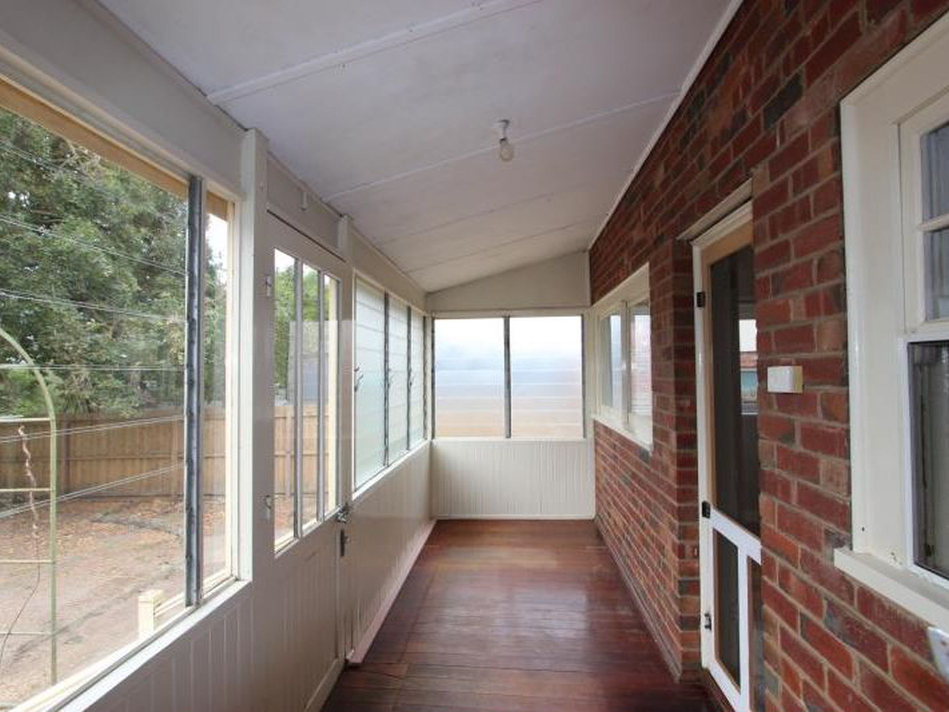 18 Douglass Street, Manifold Heights