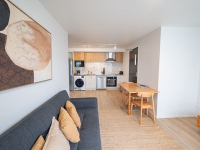 241 Castle Street, City Centre