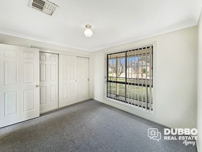 3 Carling Court, Dubbo
