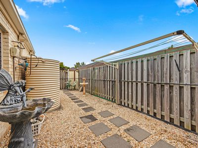 8 Kennedy Court, Urraween