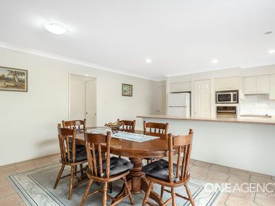 93 Alexandrina Cct, Forest Lake