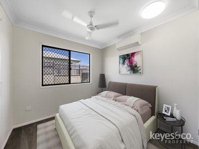 15 Shale Circuit, Cosgrove