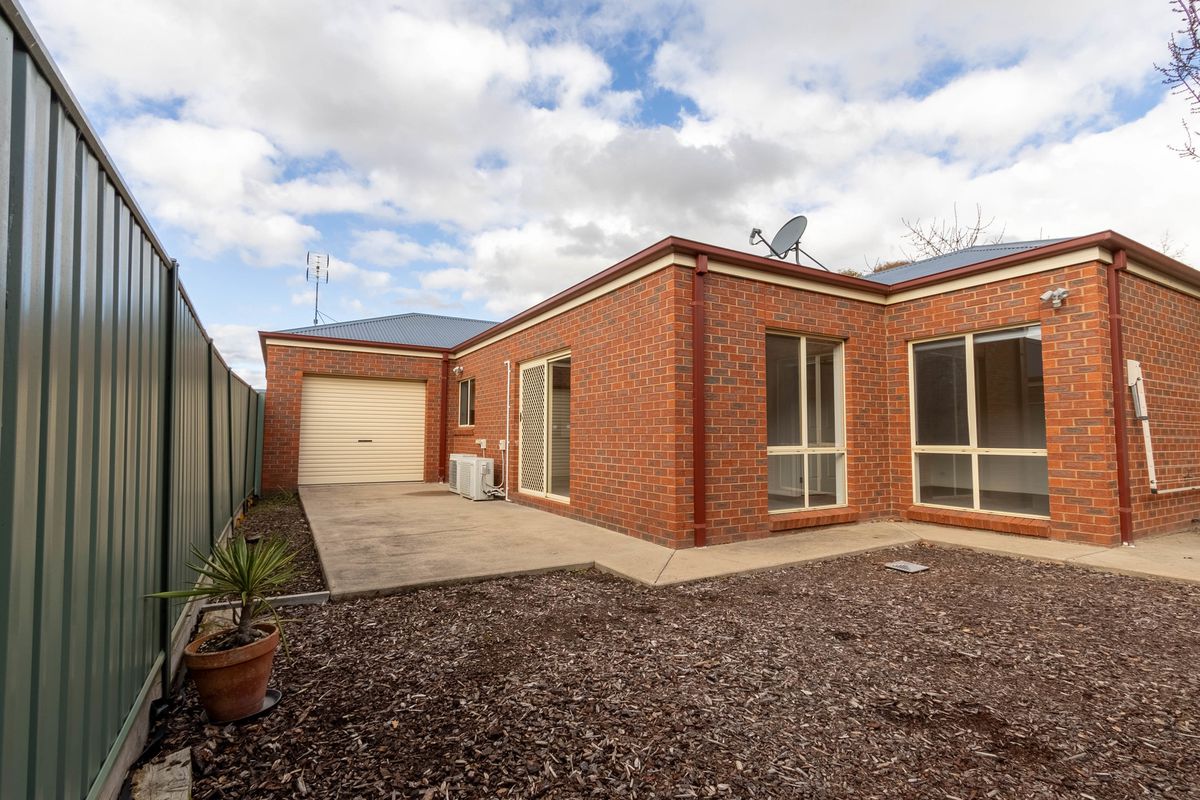 2 / 35 Malcolm Street, Mansfield