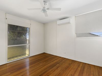 11 HOWE STREET, Seymour