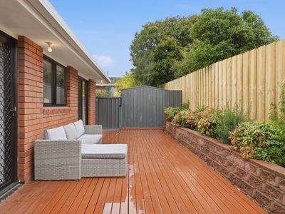 2 / 25 Walkers Avenue, Newnham