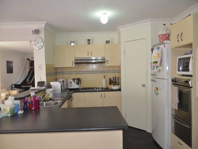 11 Goldenia Close, Morisset