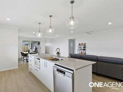 2 Lasiandra Court, Urraween