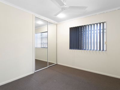 2 Mark Crescent, Glenella