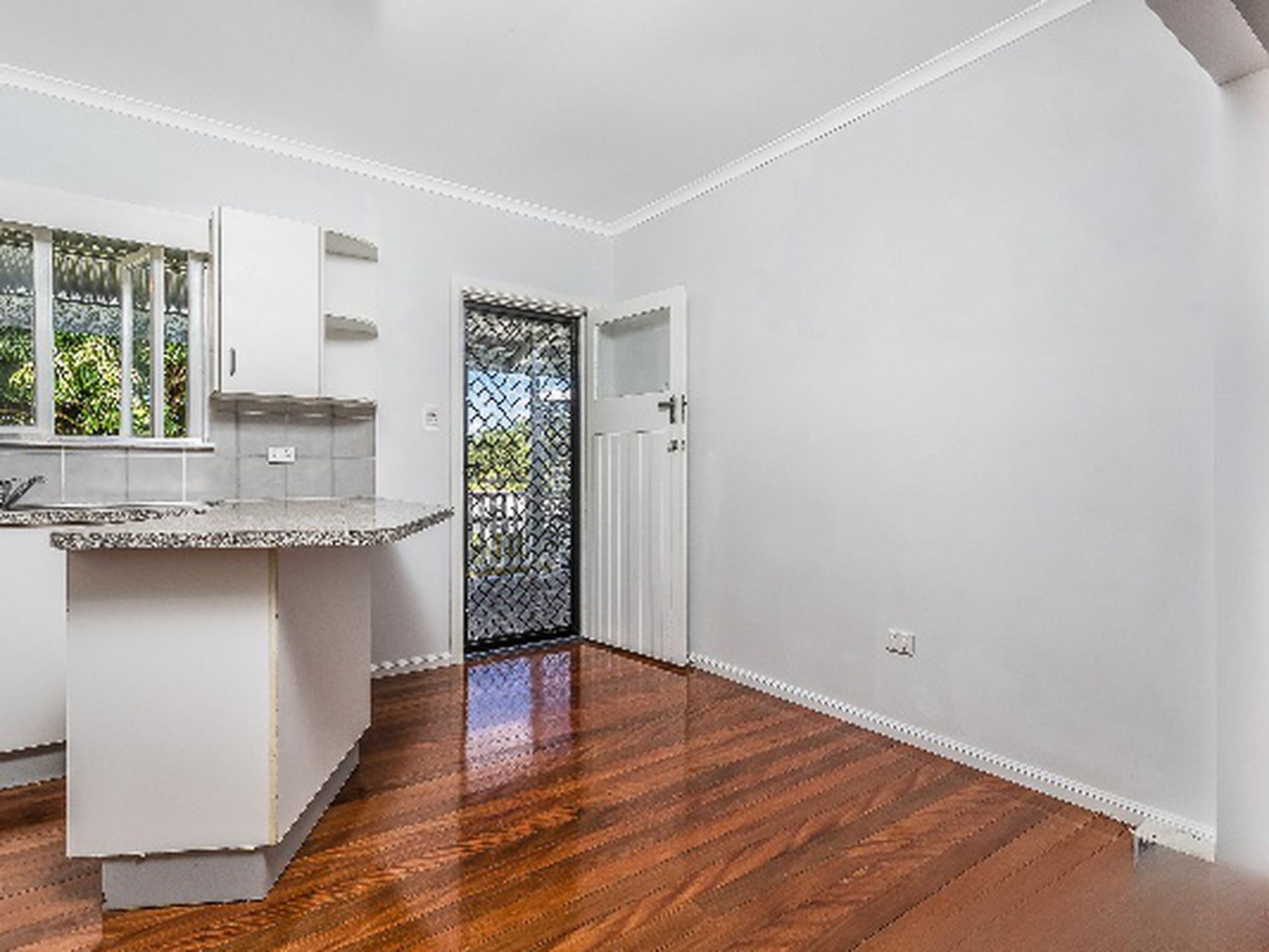 442 Robinson Road West, Geebung