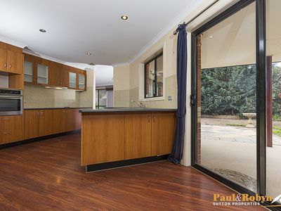 22 Dillwynia Crescent, Jerrabomberra