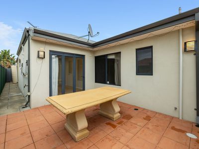 30C Thorney Way, Balga