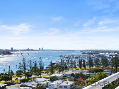 63 / 11-17 Hughes Avenue, Main Beach