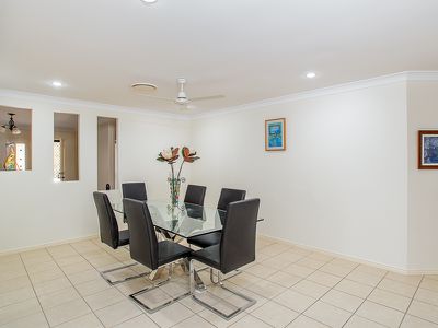 11 Gail Street, River Heads