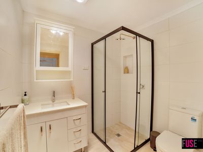 31 River Drive, Karabar