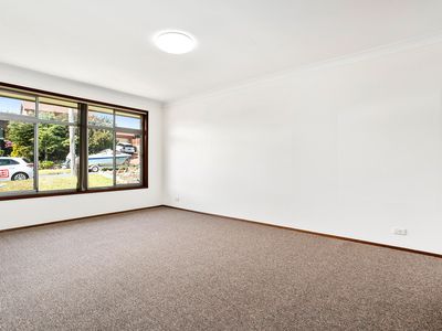 8 Goolagong Circuit, Mount Warrigal