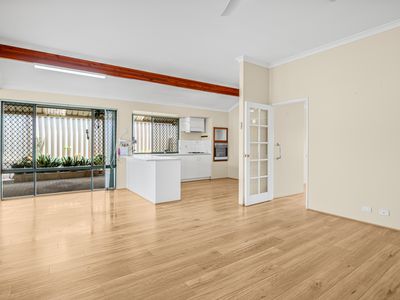 6 Borah Court, Caversham