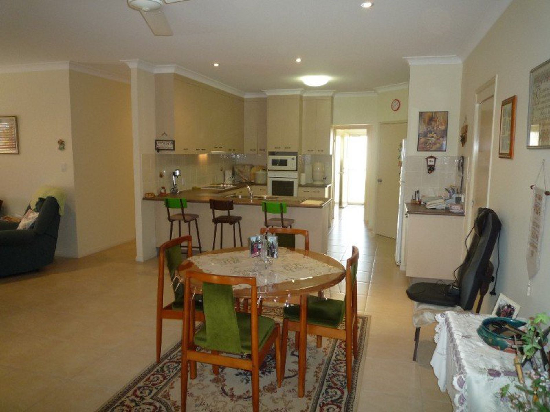40 First Avenue, Woodgate