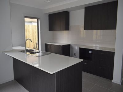 3 Fairlane Court, Cranbourne East