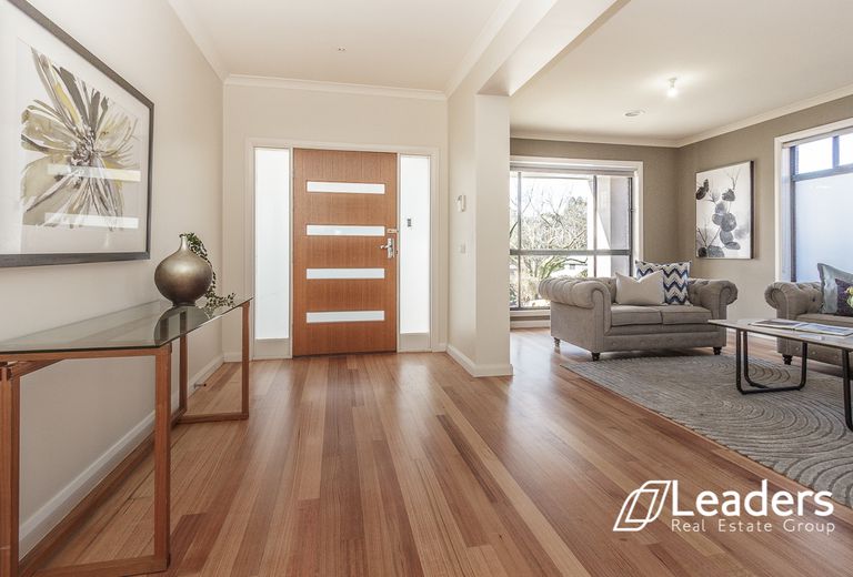 29 Kinnoull Grove, Glen Waverley