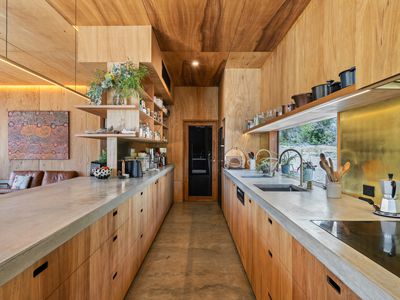 21 Flakemores Road, Eggs And Bacon Bay