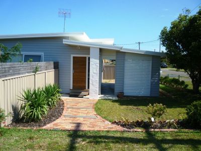 2 Osrick Ave, Ulladulla