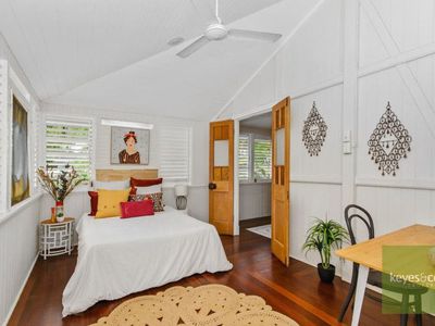 107 Eyre Street, North Ward