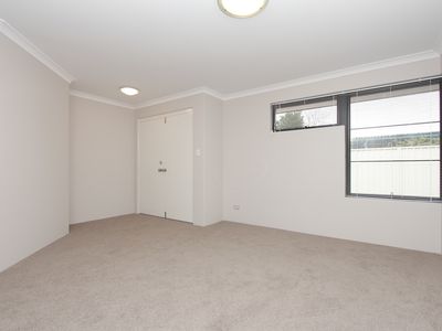 2 / 58 Central Avenue, Ascot