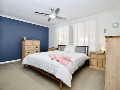 11 Seagate Street , Safety Bay
