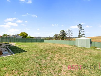 66 James Barnet Drive, Kelso