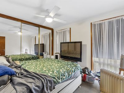 11 SMITH STREET, Seymour