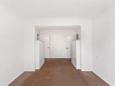 8 William Street, Blackstone