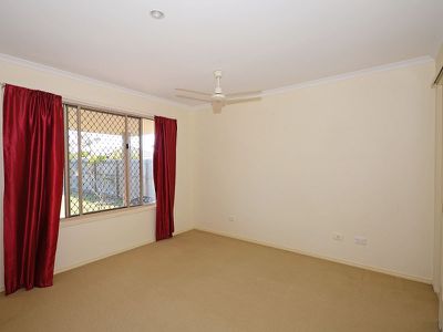 10 Mainsail  Court, Point Vernon