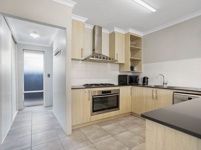 21 Sarsaparilla Ramble, Byford
