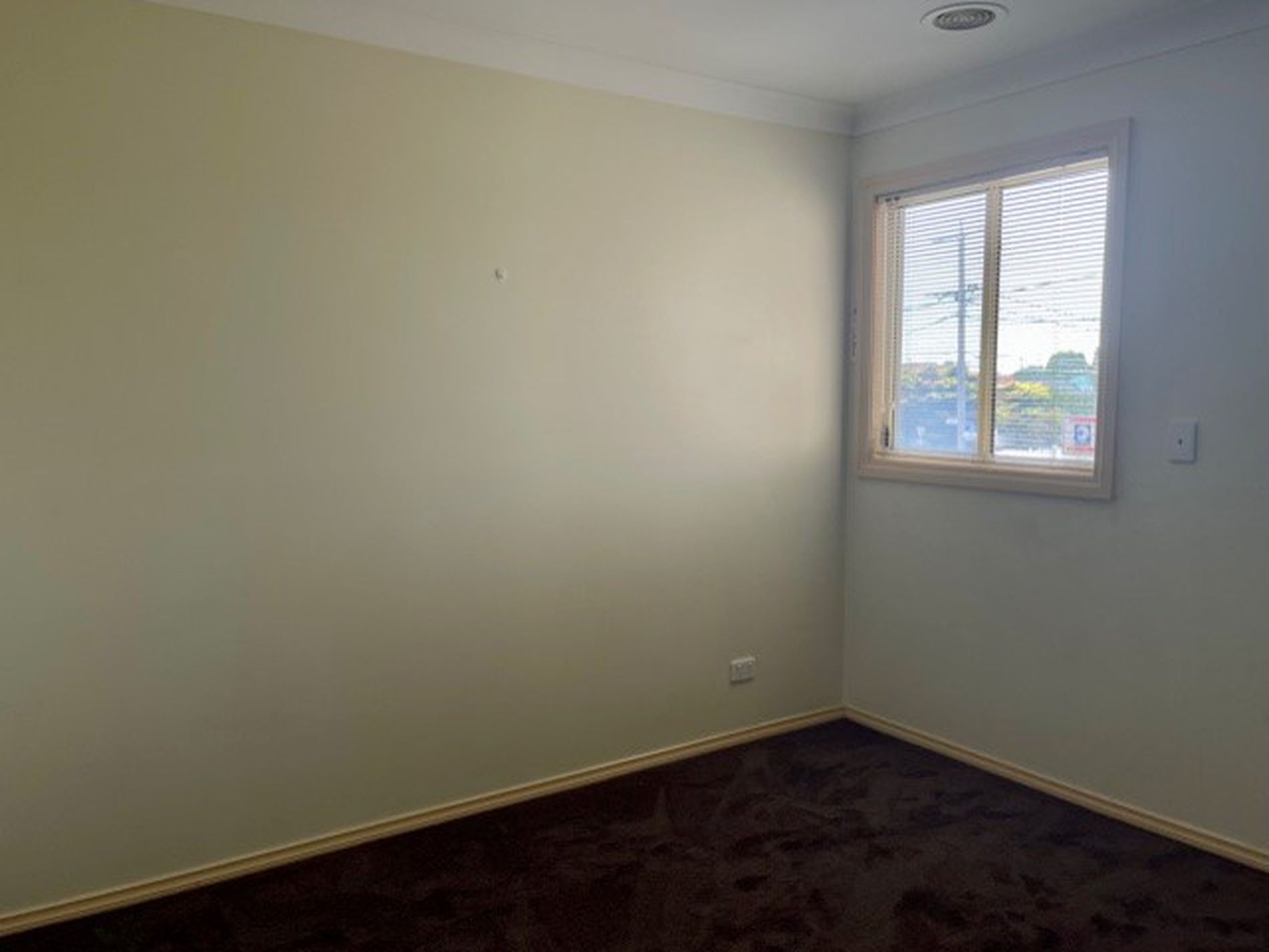 1 / 2A Yardley Street, Maidstone