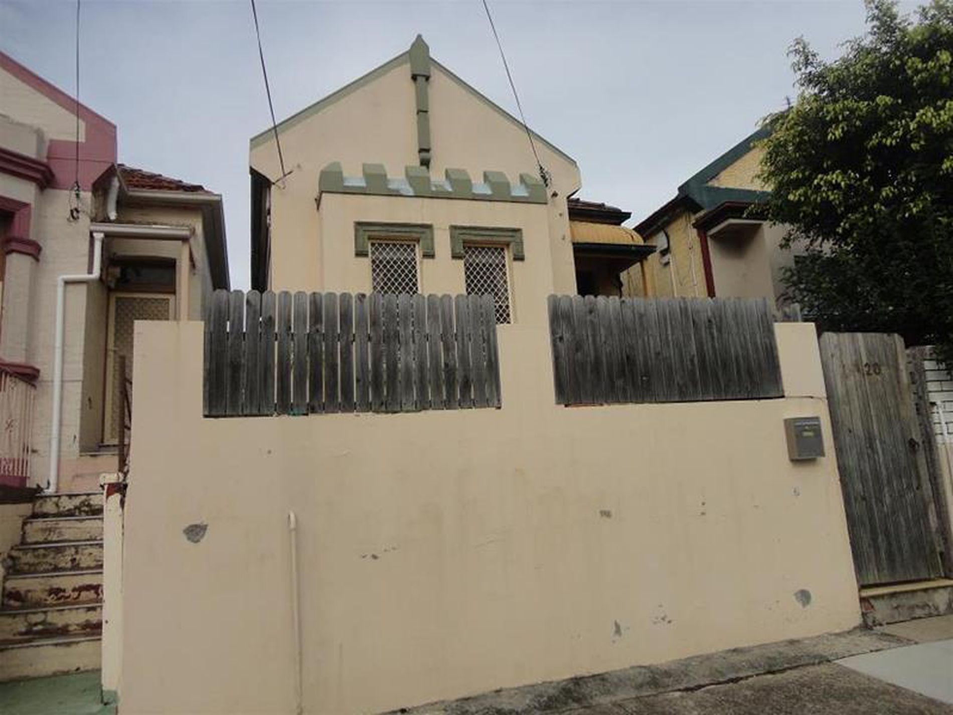 20 Wollongong Road, Arncliffe