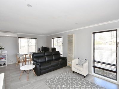 1 / 28 Collins Street, Kangaroo Flat