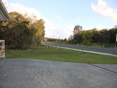 1 / 70 The Southern Parkway, Forster