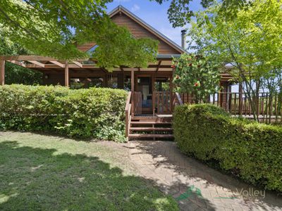 6 Lambert Street, Tawonga