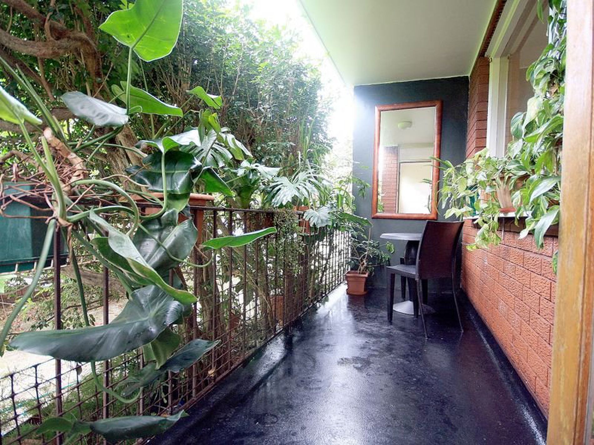 10 / 1 Gray Crescent, Eastlakes
