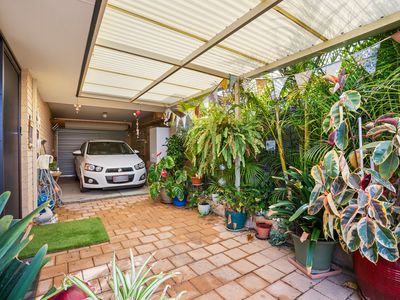 15 / 5 SAINTE MAXIME AVENUE, Port Kennedy