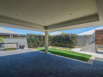 31 Birmingham Parade, Piara Waters