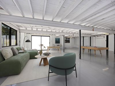 8 Lower Cross Street , Goodna