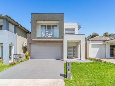 91 Dobroyd Drive, Elizabeth Hills