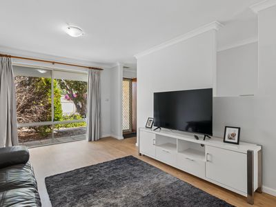 5 Elbrus Way, Caversham