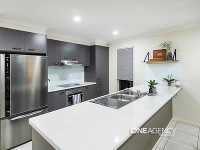 9 Dinnigan Crescent, Durack