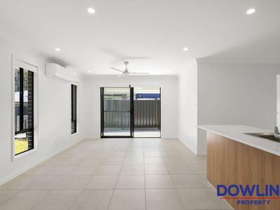 1 / 4 Emerald Close, Medowie